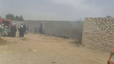 خسائر بالجملة.. إصابة شخص ونفوق رأس ماشية في حريق منزل بقنا