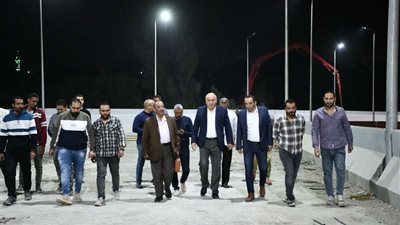 .بتكلفة 130 مليون جنيه.. محافظ قنا يتفقد الأعمال النهائية لمشروع كوبري الرياح