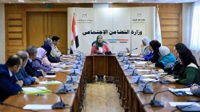 «القباج» تترأس اجتماع اللجنة الوزارية لحماية وتمكين العمالة غير المنتظمة