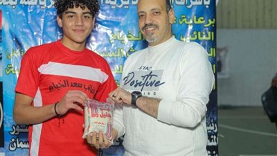 كيلو سكر.. جائزة رجل المباراة في دورة رمضانية بقنا