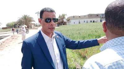 جولة ميدانية لوكيل زراعة أسيوط لمتابعة أعمال حماية الأراضي