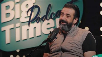 كريم عبد العزيز: أحمد زكي فقد بصره قبل وفاته وتمنى تجسيد دور أعمى (فيديو)