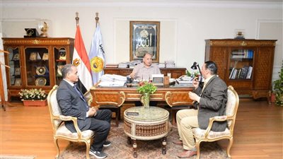 محافظ أسيوط يعلن مواعيد امتحانات النقل والشهادات الإعدادية والثانوية العامة للعام الدراسي 2023/2024