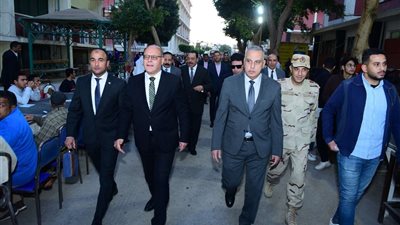 الفقي والنعماني يجتمعان علي أكبر مائدة إفطار رمضاني بجامعة سوهاج