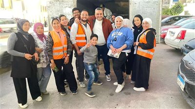 «مستقبل وطن» يوزع شنطة رمضان على قادرون باختلاف بمدينة نصر