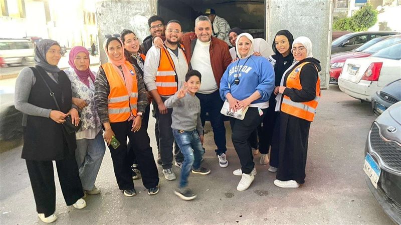 مستقبل وطن يوزع شنطة