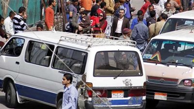 بعد رفع أسعار البنزين.. خدمات أمنية سرية بمواقف السيارات لمنع التلاعب بالأجرة