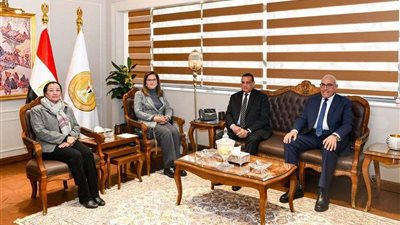 بتكلفة 565 مليون جنيه.. التخطيط توقع عقود المرحلة الخامسة لمنظومة المخلفات الصلبة