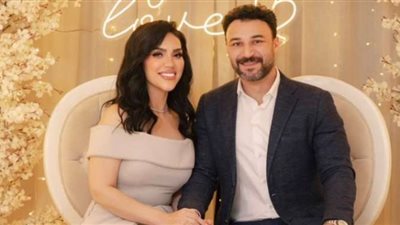 مي فاروق تطمئن جمهورها على خطيبها بعد تعرضه لأزمة قلبية