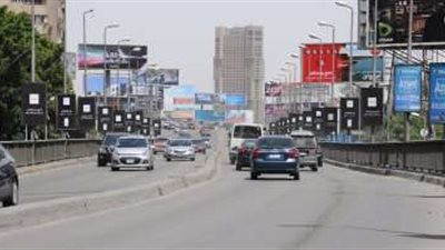 النشرة المرورية.. سيولة بحركة السيارات بمحاور وميادين القاهرة والجيزة