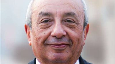 سعيًا لإقرار ضم مهندسي وزارة الصحة ضمن حافز المهن الطبية.. نقيب المهندسين يخاطب رئيس الوزارء ووزير الصحة