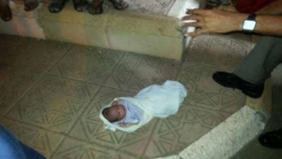 العثور على رضيع لقيط بقنا