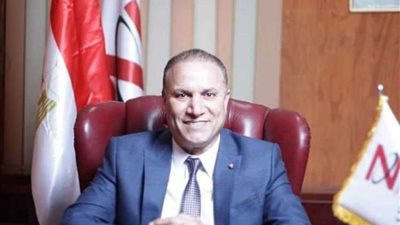 زكي عباس: اتفاق الحكومة مع المصنعين لخفض الأسعار خطوة إيجابية