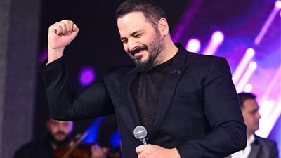 رامي عياش يشعل أجواء حفلاته الغنائية في لبنان.. داليدا عياش تشاركه الغناء