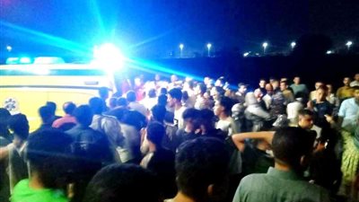 إصابة 13 شخصا في حادث انقلاب سيارة أعلى الطريق الإقليمي بالصف