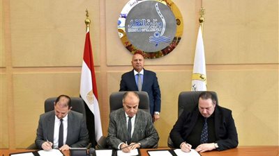 خاص| خبير اقتصادي يوضح الأهمية الاقتصادية من مشروع منطقة صناعية لوجيستية تركية بميناء جرجوب