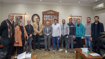 نقيب المهندسين يلتقي عدد من مهندسي وزارة الصحة