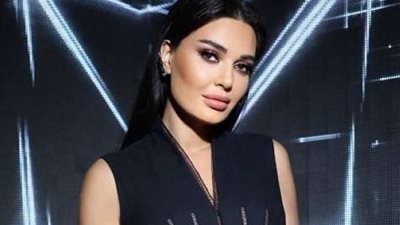 ناسي عجرم تواسي صديقتها سيرين عبد النور في محنتها بعد وفاة والدتها