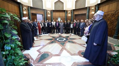 شيخ الأزهر يستقبل وفد الكنيسة الإنجيليَّة للتهنئة بعيد الفطر