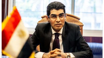 أيمن عطالله يطالب مجلس المحامين بموقف حاسم من واقعة إهانة كارنيه النقابة