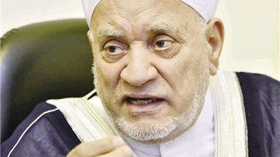 أحمد عمر هاشم يوضح حكم صيام من يعاني من مرض مزمن.. فيديو