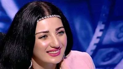 «أنا لسه صغنن وحلو».. صافينار ترد على إشاعات اعتزالها الرقص