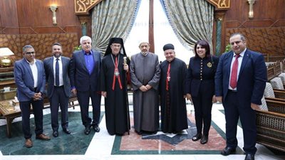 شيخ الأزهر يستقبل أسقف الإسكندرية للأرمن الكاثوليك ورئيس أساقفة الطائفة المارونية