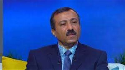 خاص| خبير اقتصادي يكشف حجم إيرادات قناة السويس خلال السنوات المقبلة