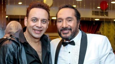 مصطفى قمر ضيف علي الحجار في الحفل الثاني من «100 سنة غنا»