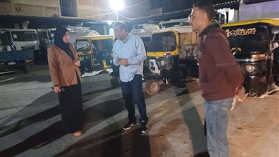 حملات مكثفة لرفع الاشغالات وضبط التكاتك المخالفة لتحقيق السيولة المرورية بالمنوفية
