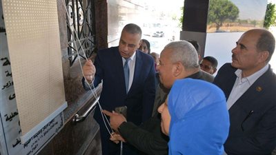 بالتزامن مع عيدها القومي.. محافظ سوهاج يفتتح المبنى الجديد لمجلس مدينة أخميم