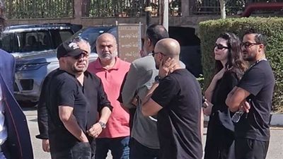 عاجل| الوداع النهائي.. تشييع جثمان صلاح السعدنى إلى مثواه الأخير (صور)