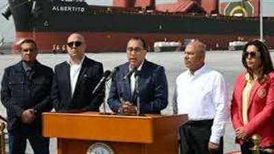 مدبولي من داخل ميناء دمياط: سيتم تشغيل محطة تحيا مصر الأولى بحلول أبريل 2025