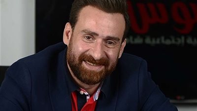 نضال الشافعي يشيد بكريم عبد العزيز في 