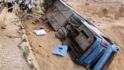 إصابة 21 مواطنا في حادث انقلاب أتوبيس إحدى شركات العاصمة الإدارية