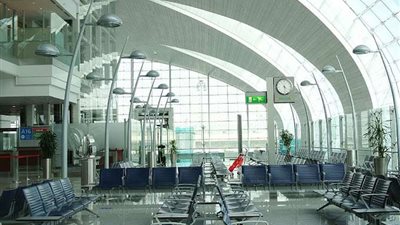 بعد إلغاء 2155 رحلة جوية.. عودة العمل بصورة طبيعية بمطارات دبي