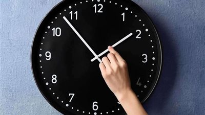 انتبه لـ أشياء تتغير مع تطبيق التوقيت الصيفي.. أبرزها مباراة الأهلي ومازيمبي