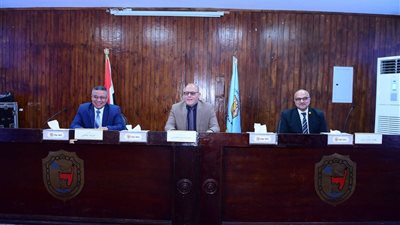 جامعة سوهاج تواصل ندوات مبادرة 