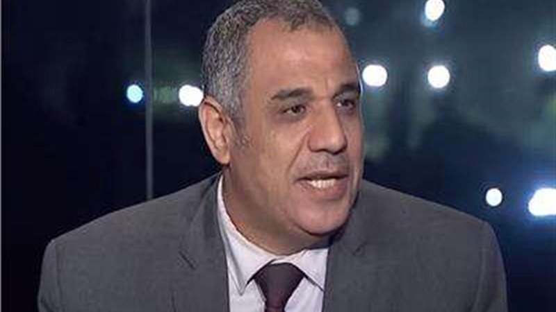 منير أديب الخبير