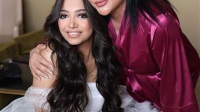 رقص وزغاريد.. بدرية طلبة تحتفل بزفاف ابنتها (صور)