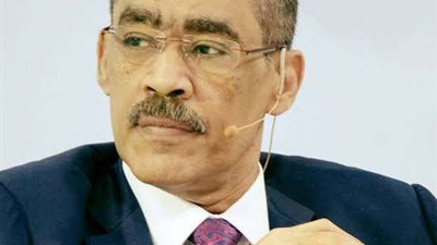 يرقى للتزوير.. ضياء رشوان يكشف مفاجأة بشأن تقرير بلومبرج عن اقتصاد مصر