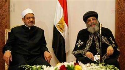 الإمام الأكبر يهنئ البابا تواضروس الثاني بعيد القيامة المجيد