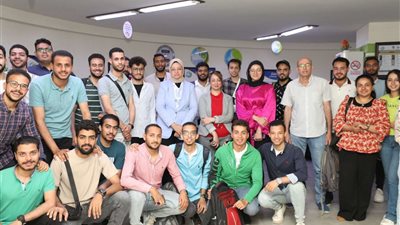 انضمام أبناء كلية الآداب للجنة التغيرات المناخية بالشراكة مع مياه أسيوط واليونسيف