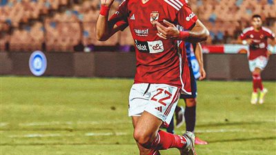 إمام عاشور يحرز الهدف الثاني للأهلي بشباك الإسماعيلي في الدوري الممتاز