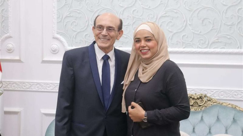 الصحفية آية محمود