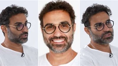 أحمد فهمي بـ 