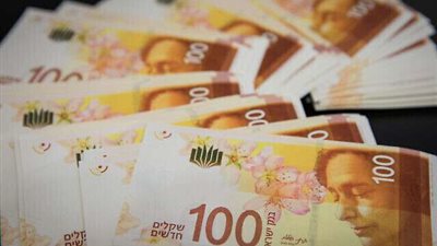 الشيكل الإسرائيلي يتراجع 13% مع تكهنات قرب عملية رفح