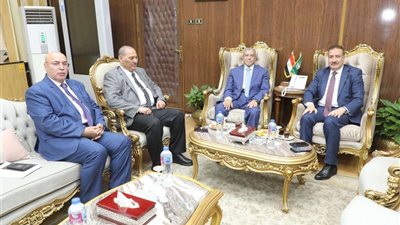محافظ المنوفية يبحث مع مجموعة العربي تعزيز التعاون المشترك