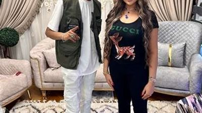 تعليق غير متوقع من سارة خليفة على ظهورها مع صاصا في موقع الحادث