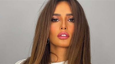 التفاصيل الكاملة لـ علاقة زينة بـ 